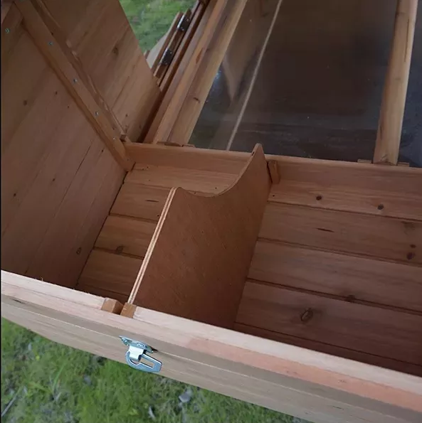 LARGE SIZE FIR WOODEN WATERPROOF ROOF GREEN CHICKEN COOPS FOR SALE